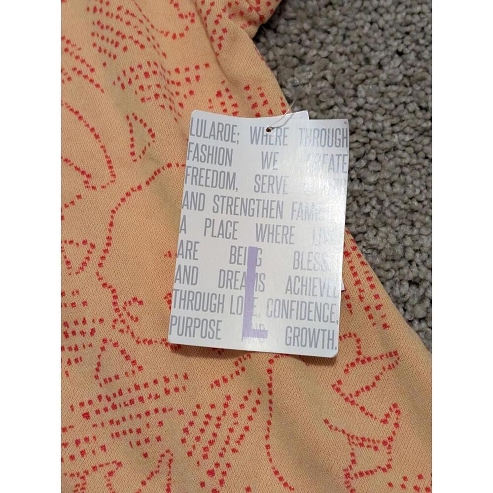 lularoe classic t large - Picture 2 of 5